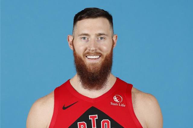 阿隆·贝恩斯:内线的强硬派 阿隆·贝恩斯:内线的强硬派