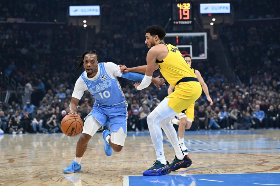 NBA常规赛：步行者15分大逆转终结骑士12连胜