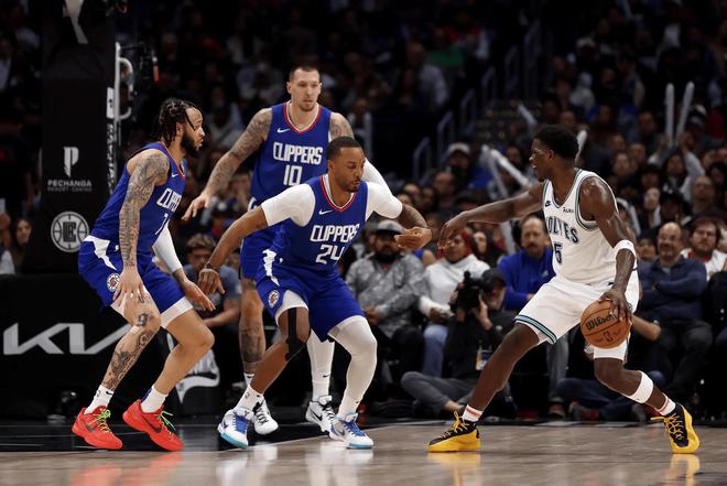 快船背靠背大胜,追平NBA历史背靠背最大净胜分纪录 快船背靠背大胜,追平NBA历史背靠背最大净胜分纪录