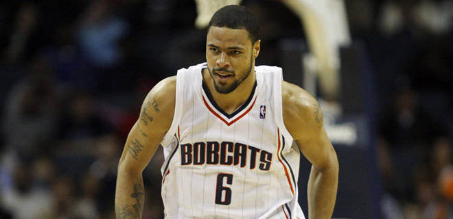 泰森·钱德勒:黄蜂篮板怪兽,空中霸主守篮下 泰森·钱德勒:黄蜂篮板怪兽,空中霸主守篮下