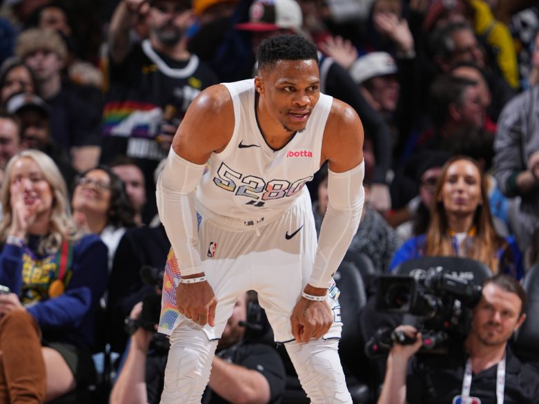 掘金大胜76人,约基奇连续4场三双引领球队豪取3连胜 掘金大胜76人,约基奇连续4场三双引领球队豪取3连胜