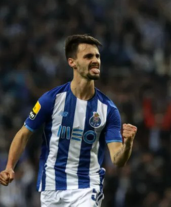 法比奥-维埃拉 (3).png