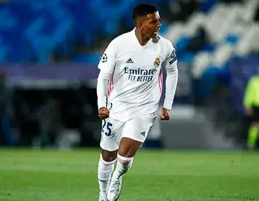 罗德里戈 (2).png 罗德里戈 (2).png