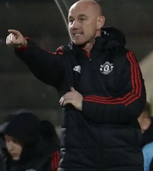 尼基 - 巴特 (3).png 尼基 - 巴特 (3).png