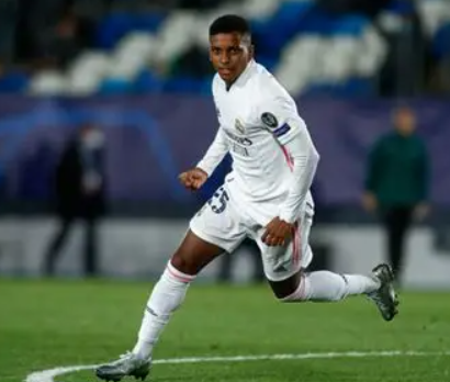 罗德里戈 (3).png