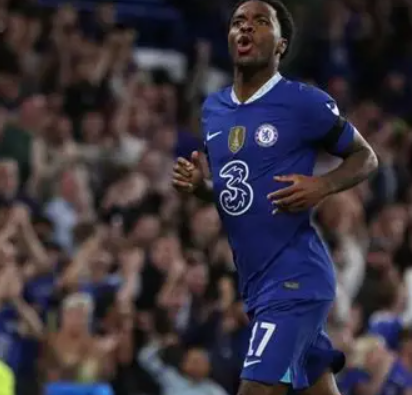 斯特林 (2).png 斯特林 (2).png