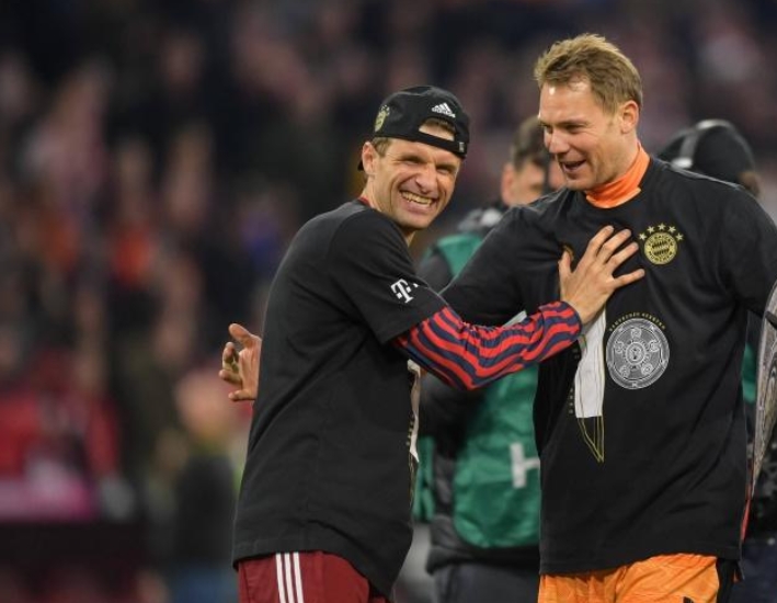 诺伊尔：穆勒永远不会让你无聊，希望拜仁球迷关系改善