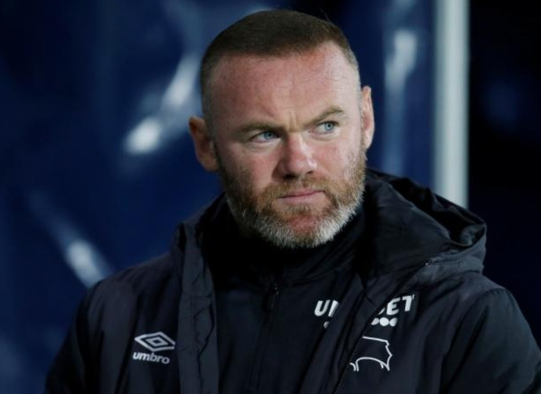 鲁尼透露最喜欢的搭档是特维斯：我们可以轮换，夺球像两头牛