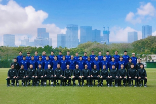 深圳新鹏城发布新赛季球队名单和全家福，包括30名球员和5名外援