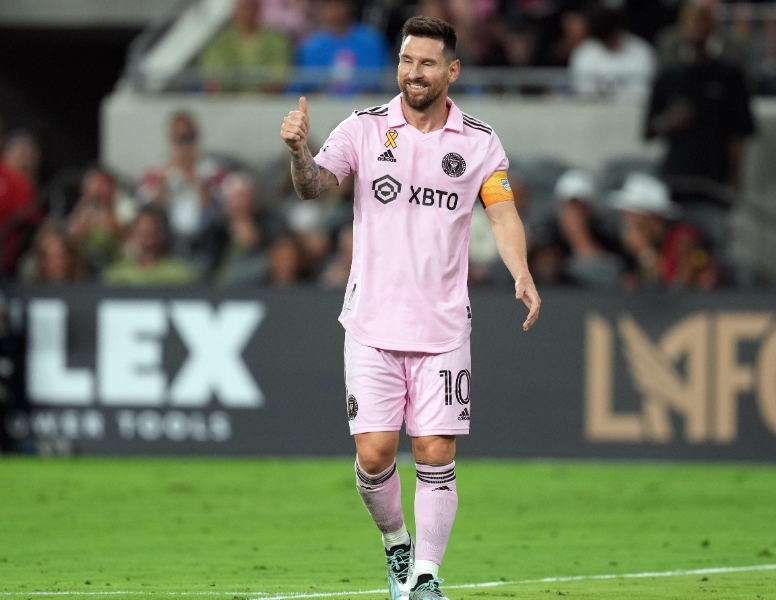 梅西三年首开头球！迈阿密大胜奥兰多城5-0