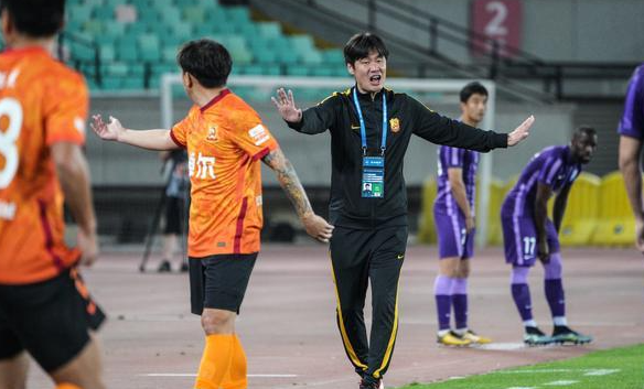 津媒：津门虎队明日启程赴杭州，伤员情况将成阵容调整关键