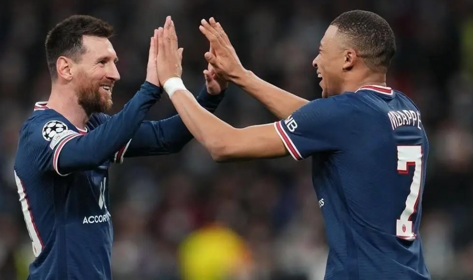 姆巴佩认为梅西最佳，姆巴佩谈到梅西