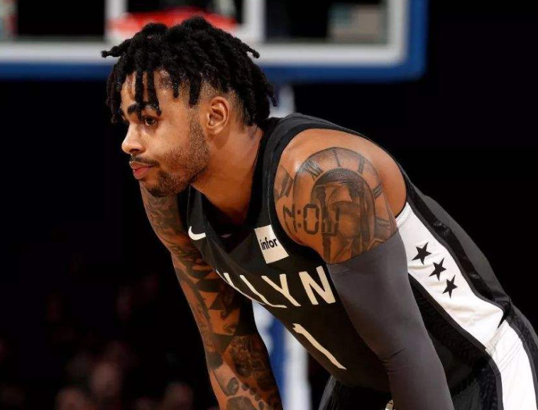 拉塞尔单季送400+助攻且命中200+三分，命中率不低于40%：历史第四人