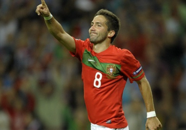 穆蒂尼奥：葡萄牙足球的中场大师