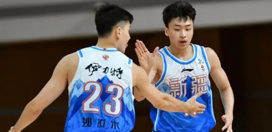 《广东球队错失大奖，化悲愤为力量再出发》