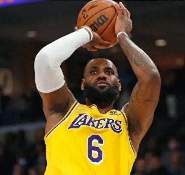 《詹姆斯的技术：身体与智慧的完美结合》