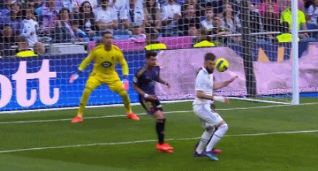 半场:皇马4-0巴拉多利德 本泽马七分钟三球戴帽