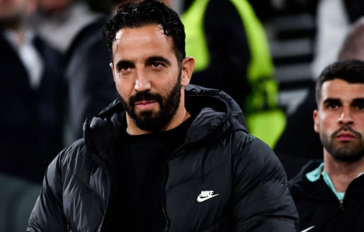 阿莫林反思英国之行：严于律人却动摇军心，自认此行乃错误之举