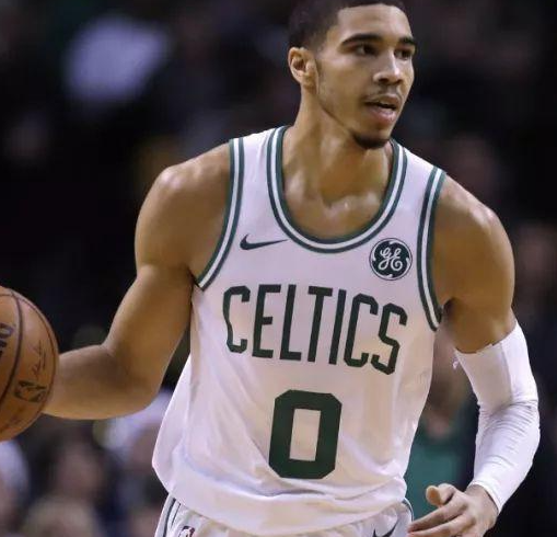 塔图姆：脚踝疼痛减轻时如释重负，伤势比去年东决G7轻多了