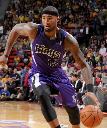 考辛斯火力全开，云豹队连胜晋级在望：17分9板3助3帽，2-0领先对手