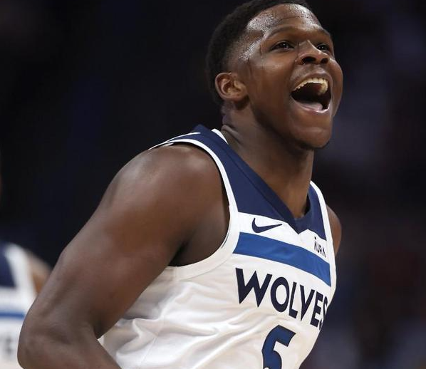 李凯尔盛赞队友：爱德华兹与唐斯勤奋钻研录像，深入研究对手战术与打法