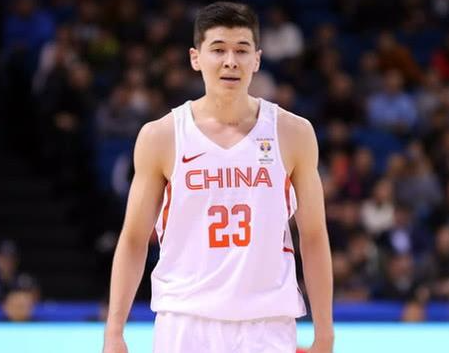 第三次总决赛！阿不都沙拉木：从1分41秒到场均17+6的飞跃