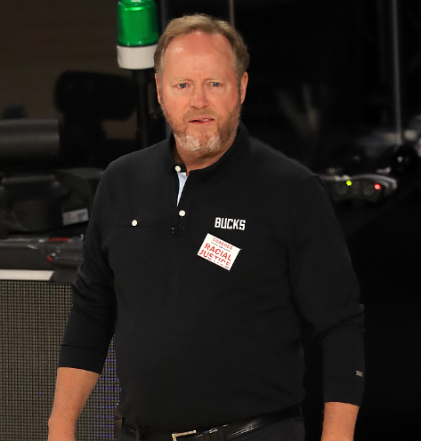 布登霍尔泽：深感荣幸执掌太阳帅印，对天赋异禀的球员阵容心怀感激