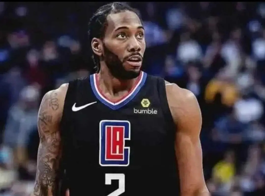 今日NBA两场大战，让球迷心情跌宕起伏！勇士被凯尔特人虐，惨 