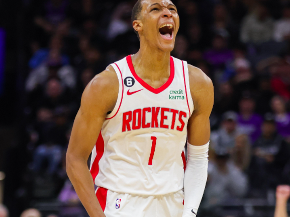 斯通：过去三年曾多次探讨潜在交易，但从未接近送走手中的前四签位