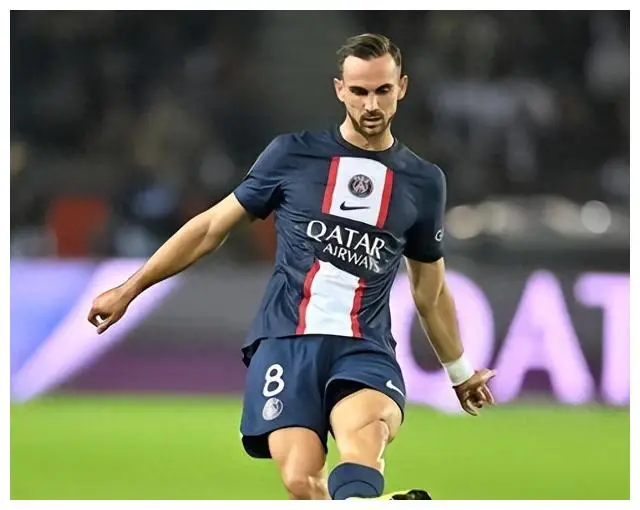 巴黎主力投奔米兰，回归意甲！球员主动让步，皮帅欢喜！