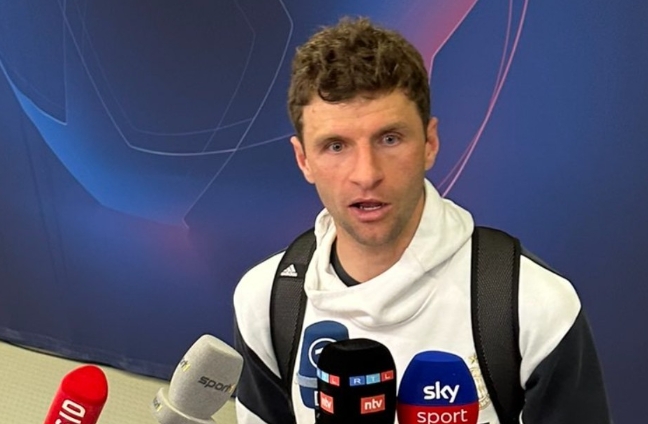 穆勒：对阵梅西结果顺利，尊重其世界杯表现