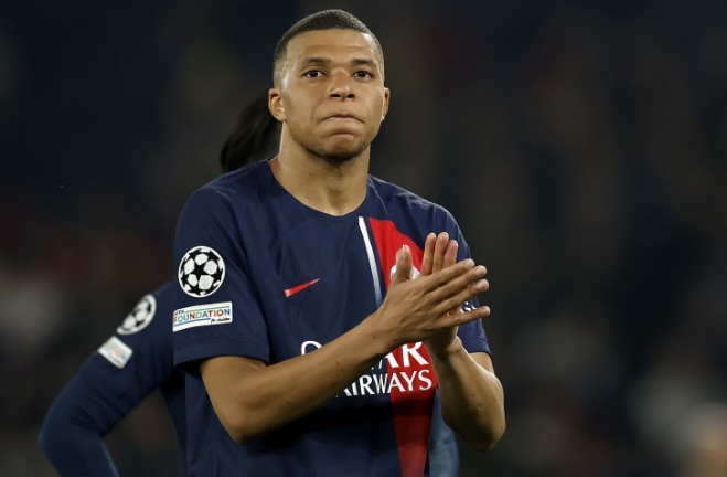 姆巴佩谈未来：巴黎始终特别 伟大球员心向光芒城 