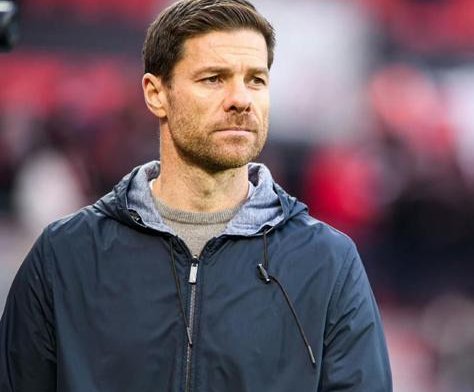 阿斯报：哈维对可能被解雇的消息感到震惊与失望，欲立刻约见拉波尔塔