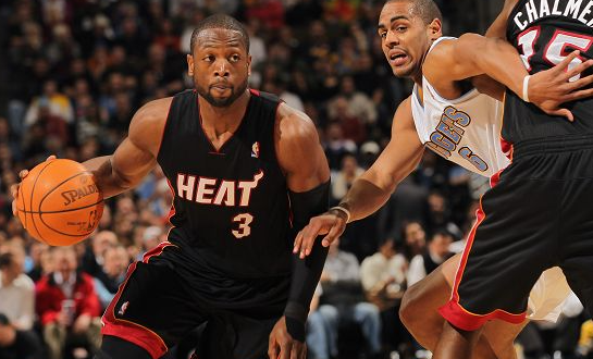 詹姆斯-琼斯强调：提升投篮能力，篮球之本在于精准投篮