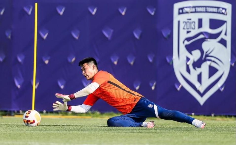 刘殿座专访：来自体育世家，偶像是卡西利亚斯