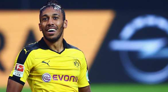 奥巴梅扬：10球闪耀欧联，首夺欧战金靴，荣耀加冕最佳射手