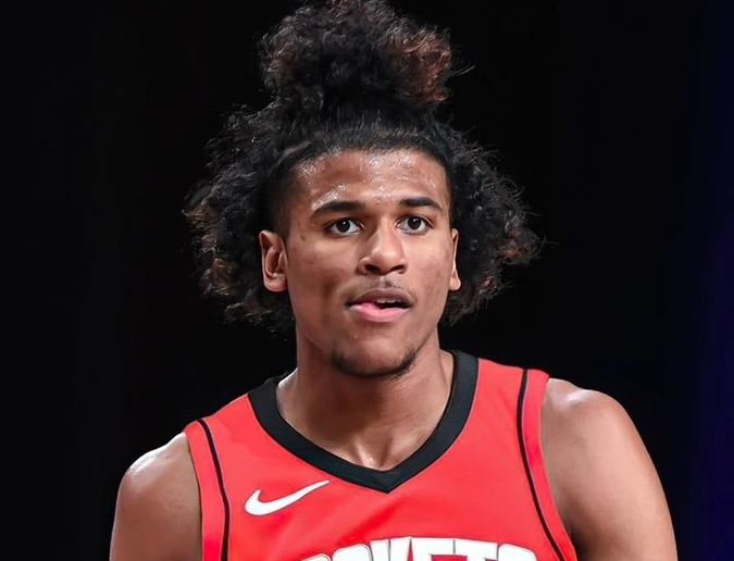 杰伦·格林更新动态：下赛季拥有火箭的季后赛将会非常精彩！