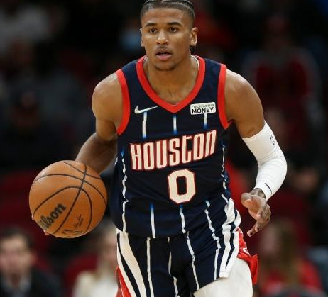 杰伦-格林更新动态：下赛季拥有火箭的季后赛将会非常精彩！