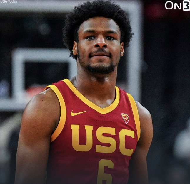 布朗尼申请转校，大一赛季场均仅4.8分