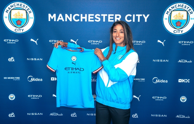 曼城女足签下巴萨左后卫莱拉·瓦哈比