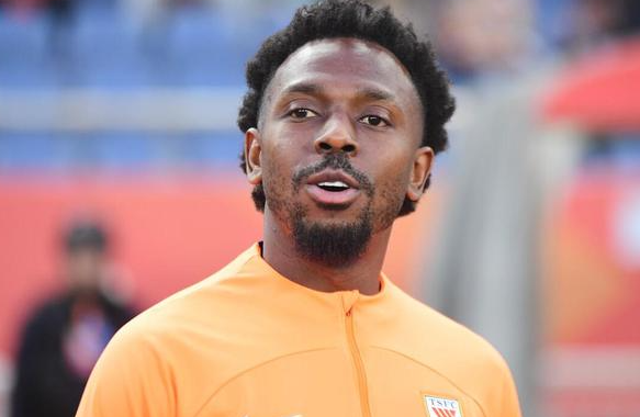 津媒：费南多伤势痊愈振奋人心，谢维军成国足重要支点