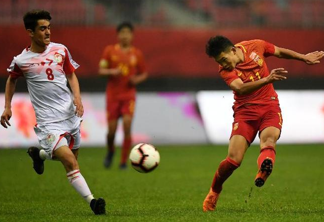 刘越解析国足实力：对阵泰国需保持“松弛”心态