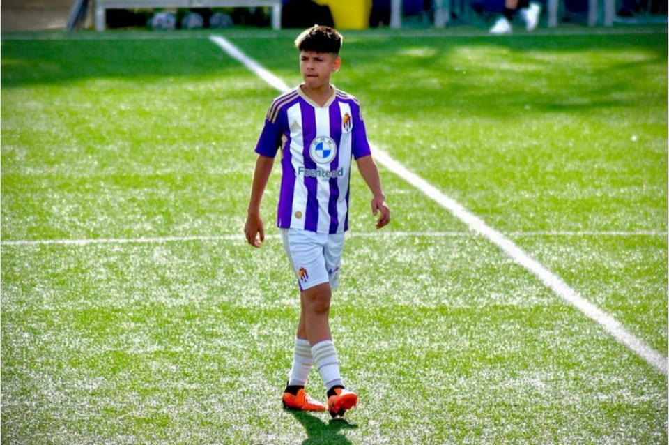 海外桑巴之子：吉列尔梅·鲁克，坚韧少年的励志足球路