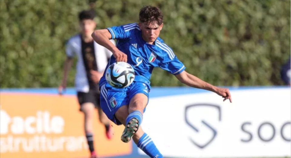 米兰双雄的瑰宝！会是新版马佐拉和里维拉吗