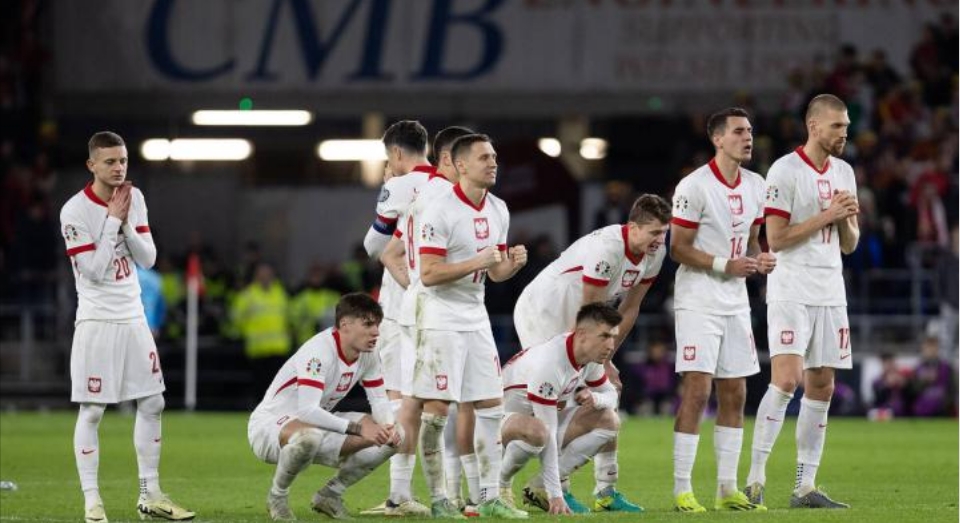 莱万：我不需要再证明什么；晋级欧洲杯是我们应得的