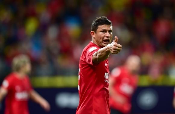 中国队备战中泰之战：阵型调整如变戏法，谜一般的首发阵容待揭晓