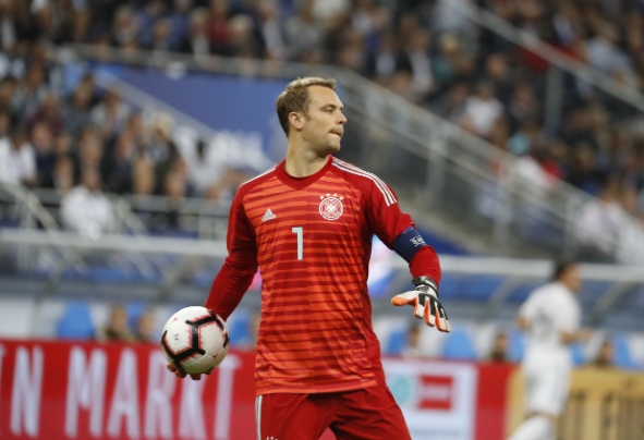 诺伊尔：重返国家队感觉棒，缺乏效率是短板，盼欧洲杯有所不同