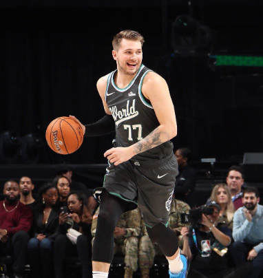 东契奇总决赛首秀得分引期待，历史前三高分分别是：艾弗森48分，乔丹与KD并列36分