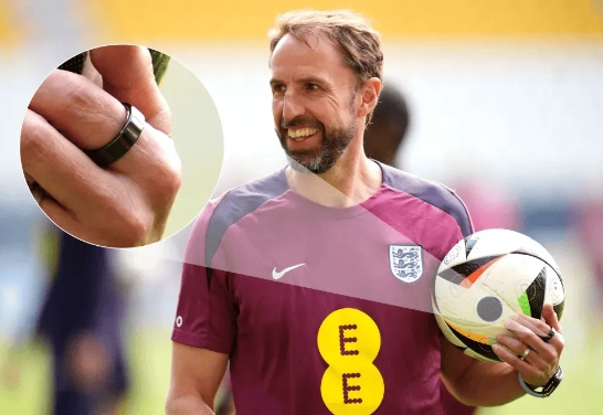 英格兰队戴名人戒指备战欧洲杯：卡戴珊也曾佩戴过！