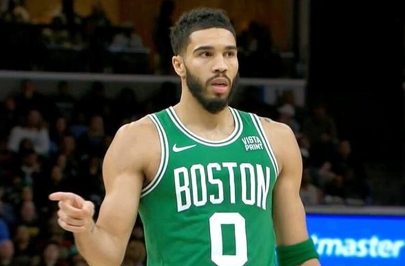 塔图姆：早熟的父爱，成就篮球生涯的独特动力